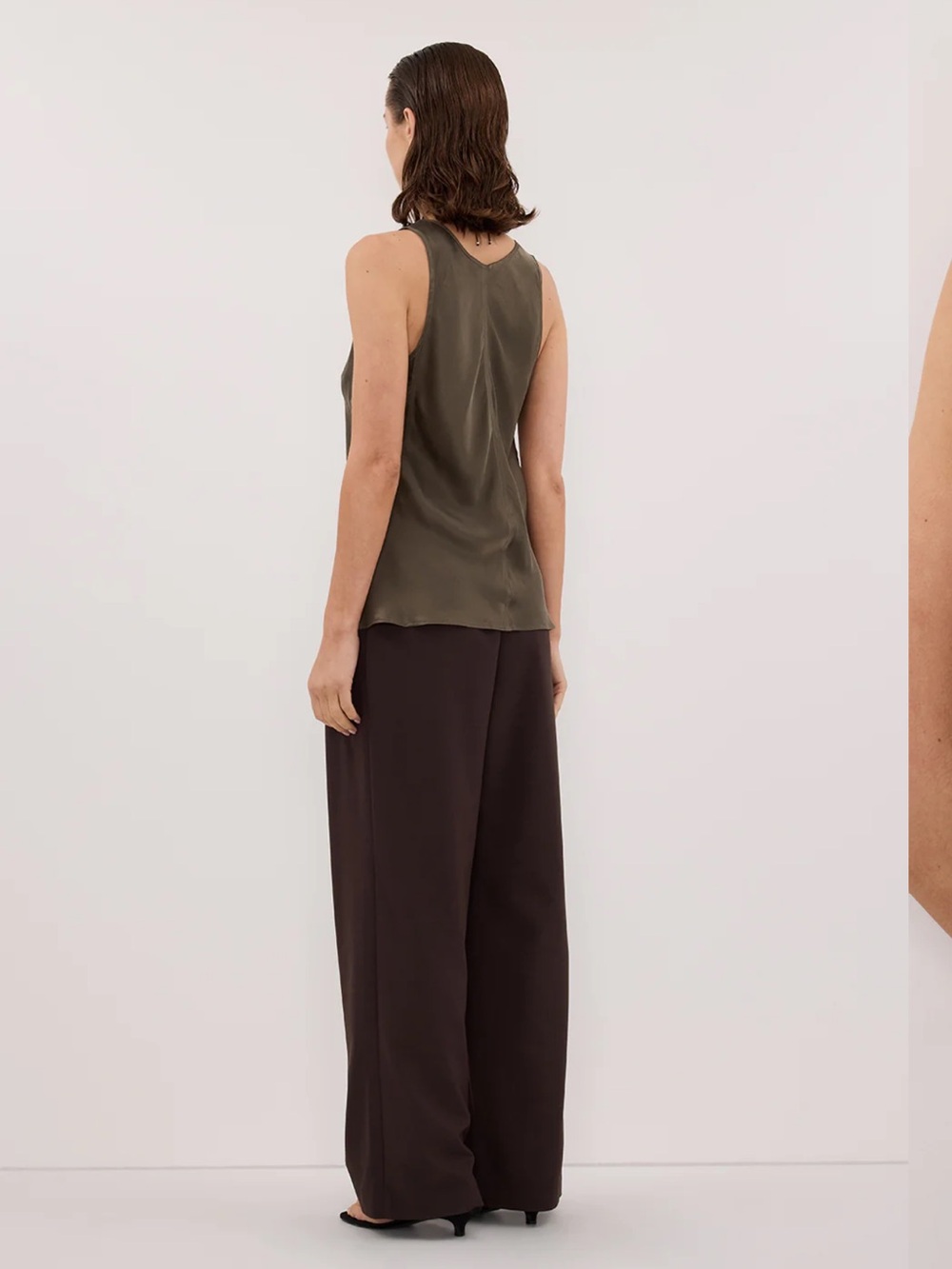 DISSH Colette Olive Silk Cami Top - Picture 3 of 7
